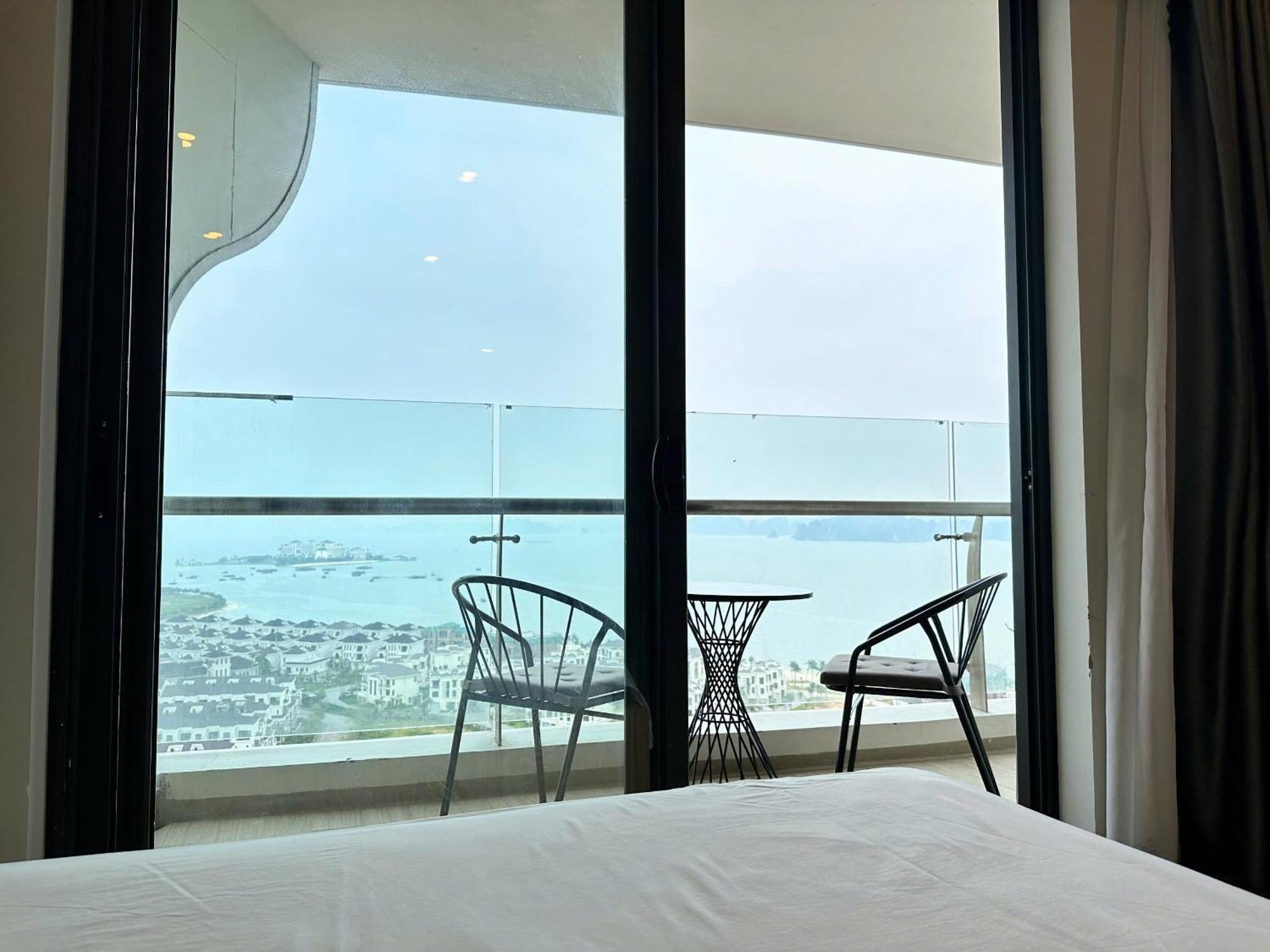 Comzy Ha Long Homestay エクステリア 写真